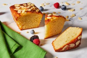 How to Make the Perfect Pecan Almond Loaf Cake at Home
