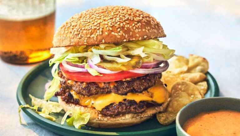 How to Make a Perfect Beef Smash Burger at Home